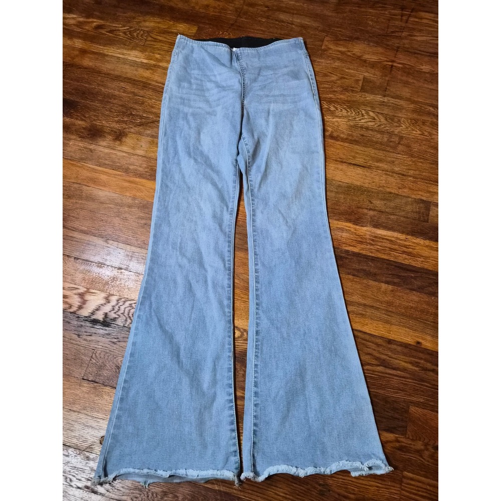 Knox Rose Light Wash High Rise Flare Jeans Bohemian Cottagecore Size 4